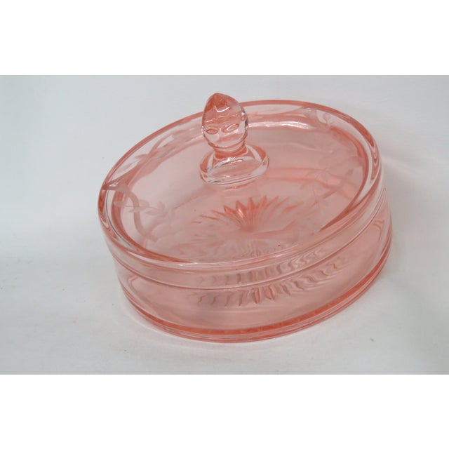 Mid-Century Modern Pink Depression Glass Etched Lidded Candy Dish 4631b For Sale - Image 3 of 17