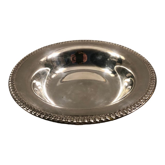 1920s Traditional Wilcox Silverplate 10” Decorative Bowl For Sale