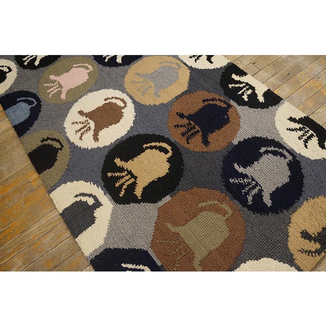 1960s Earth Tones Vase Modern Vintage American Hooked Rug 3' 1" X 8' 9" Handknotted Wool Carpet For Sale - Image 4 of 10