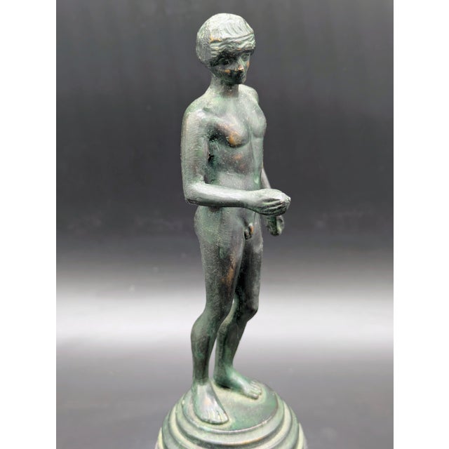 Bronze Grand Tour Bronze Statuette: Pompeian Ephebe (C. 1880-1910) For Sale - Image 8 of 8