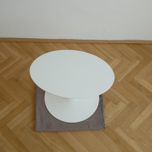Eero Saarinen Coffee Table by Eero Saarinen for Knoll, 1960s For Sale - Image 4 of 11
