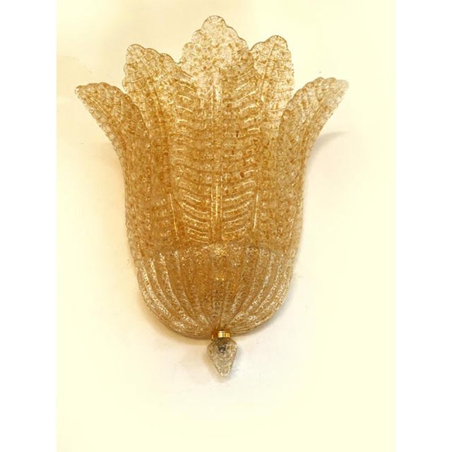 Early 21st Century Transparent and Gold Graniglia Leaf Murano Glass Wall Sconces by Simoeng, Set of 2 For Sale - Image 5 of 10