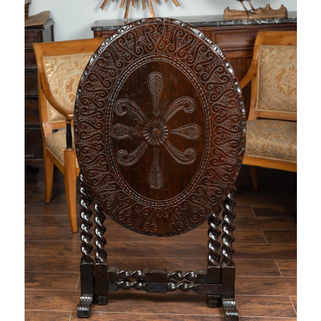 Mid 19th Century English 1850s Oak Gate Leg Oval Table with Carved Decor and Barley Twist Base For Sale - Image 5 of 12
