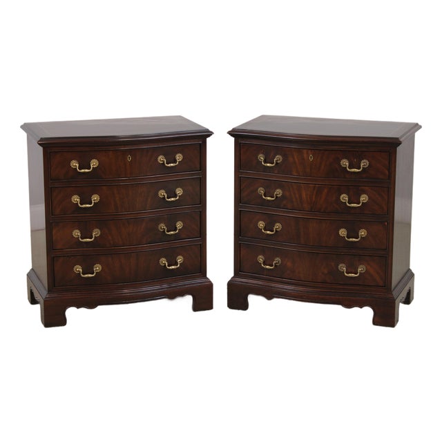Pair of Drexel Heritage Heirlooms Mahogany Chests For Sale