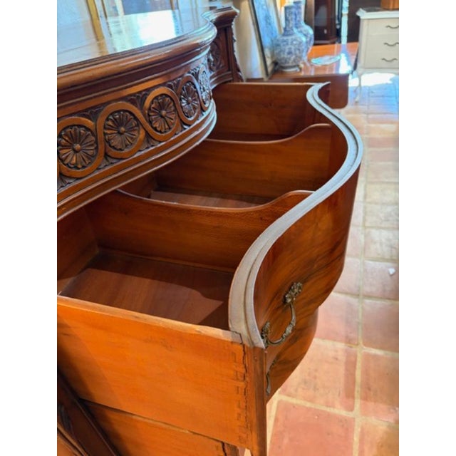 1920s Tall 5 Drawer Antique Walnut American Chest of Drawers French Style. For Sale - Image 5 of 7