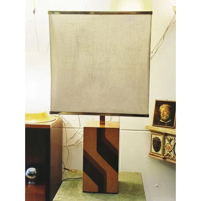 Mid-Century Modern Vintage Italian Wood and Brass Table Lamp, 1970s For Sale - Image 3 of 9