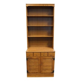 Ethan Allen Heirloom Nutmeg Maple CRP Custom Room Plan 30" Shutter Door Cabinet W. Bookcase Top 10-4511p / 10-4019 For Sale