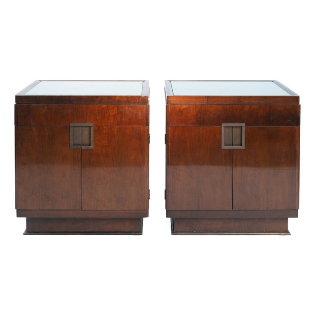 Art Deco Baker Walnut Veneered Nightstands in Copper and Cut Glass Accents, 1950s, Set of 2 For Sale