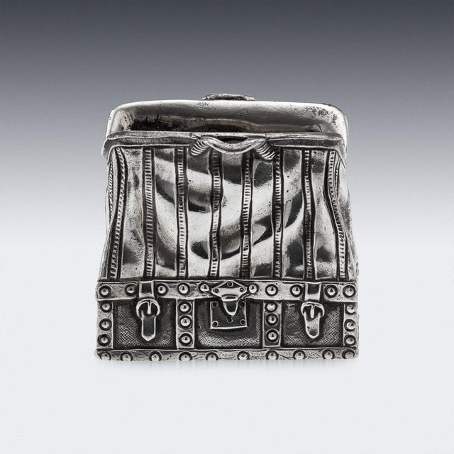 Vintage English Silver Doctors Case, 1930 For Sale - Image 3 of 17