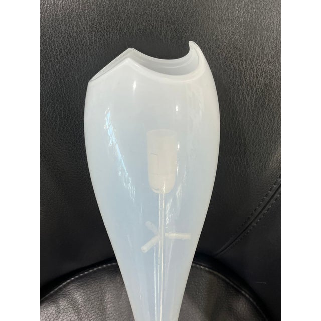 Contemporary Tulip Shaped Murano Wall Sconce For Sale - Image 3 of 6