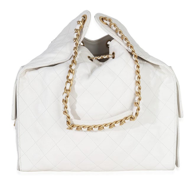 Chanel White Quilted Caviar Large Chanel 25 Hobo Handbag For Sale - Image 4 of 9