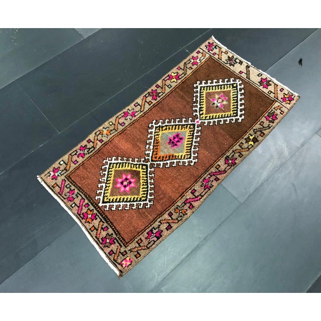 Handmade wool and cotton rug in Turkish anatolia , vintage Oushak rug,Turkish Vintage anatolian rug, handmade wool rug ....