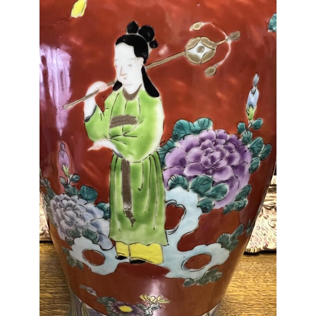 Japanese Kutani Porcelain Vases, 1890s, Set of 2 For Sale - Image 5 of 12