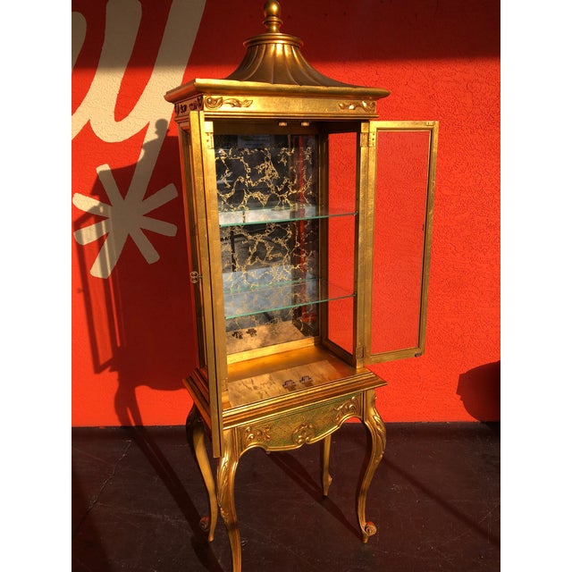 Gold Hollywood Regency Vitrine For Sale - Image 8 of 9