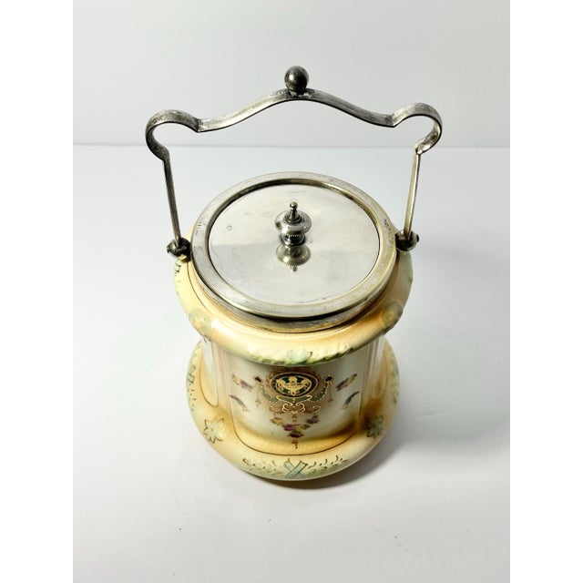 1910s Antique English Crown Devon Cream Ceramic Biscuit Barrel Jar & Lid For Sale In Dallas - Image 6 of 11