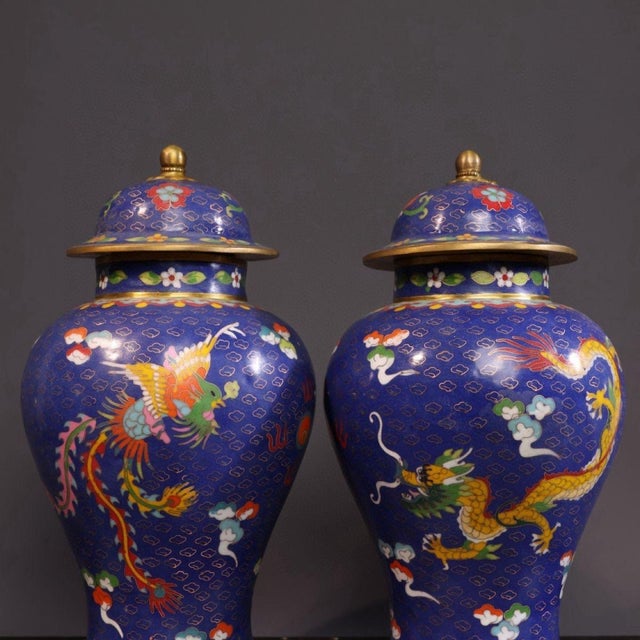 Dimensions (Each): Height 35cm (13.78") x Width 18cm (7.09") x Depth 18cm (7.09") Total Weight (Pair): 6970 grams (approx....