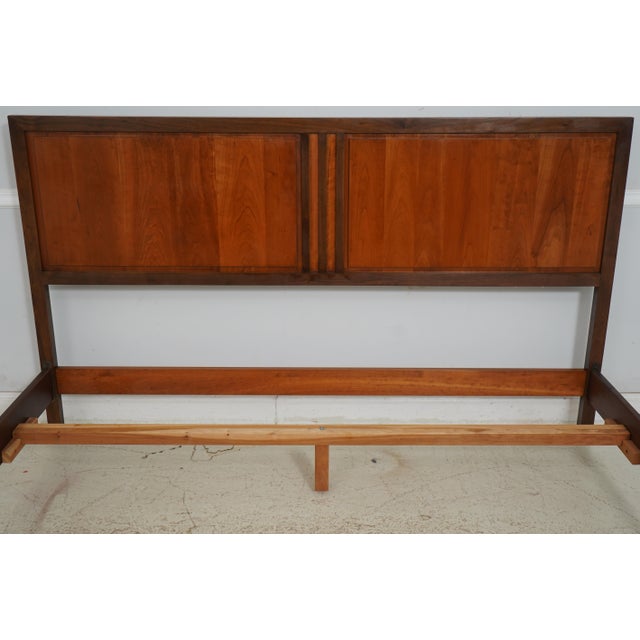 Arts & Crafts Stickley King Size Metropolitan Collection Bed For Sale - Image 3 of 12