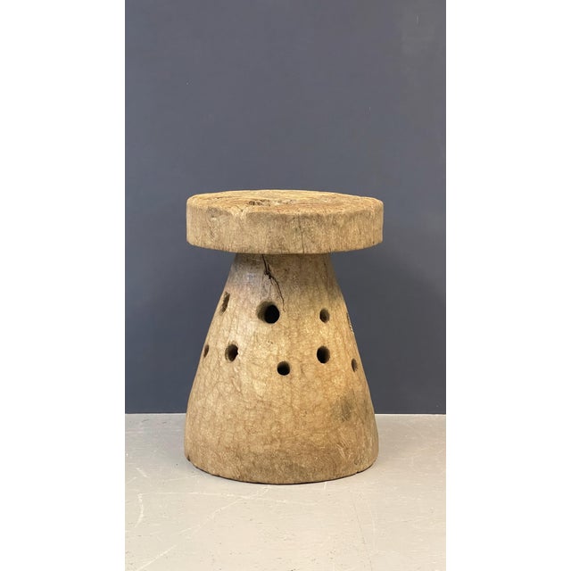 Large African Mortar in Log For Sale - Image 5 of 6