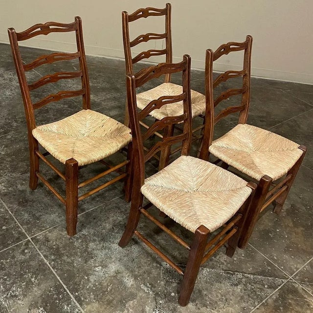 Set of 6 Country French Dining Chairs With Rush Seats Includes 2 Armchairs For Sale - Image 10 of 13