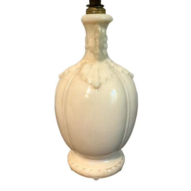 Vintage 1930s Alacite Uranium Glass Floral Aladdin Table Lamp For Sale - Image 6 of 9