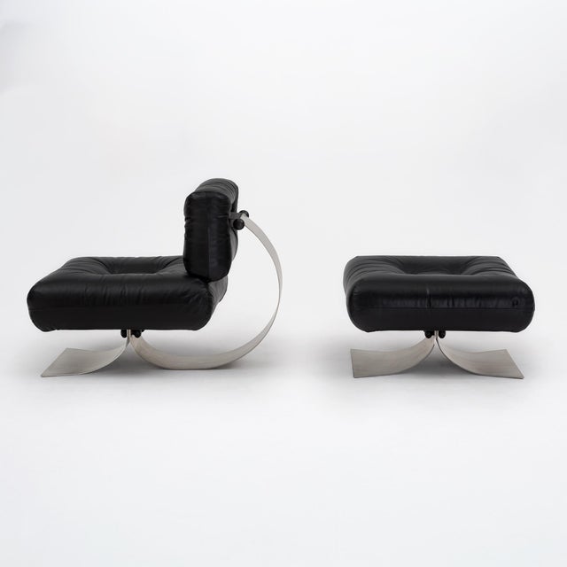 Oscar Niemeyer Oscar Niemeyer “Alta” Lounge Chair and Ottoman for Mobilier International, 1971 For Sale - Image 4 of 18