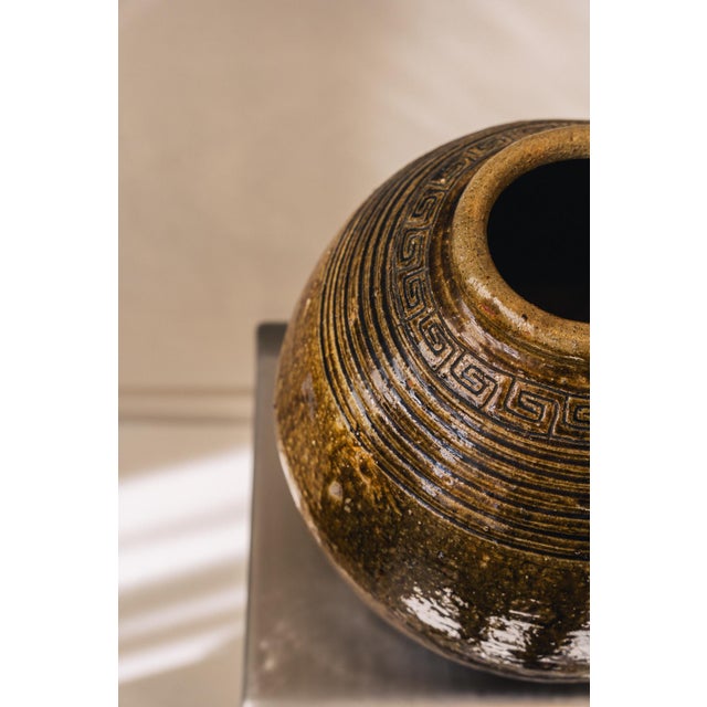 Large Chinese Majesty Stoneware For Sale - Image 3 of 7