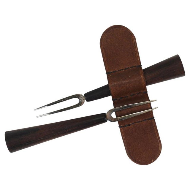Brass Corn Cob Skewers with Leather Holder attributed to Carl Auböck, Vienna, Austria, 1930s, Set of 2 For Sale - Image 10 of 10