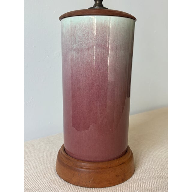 Vintage Mid-Century Modern William Manker Studio California Art Pottery Lamp Blue Pink Ombre For Sale - Image 4 of 18