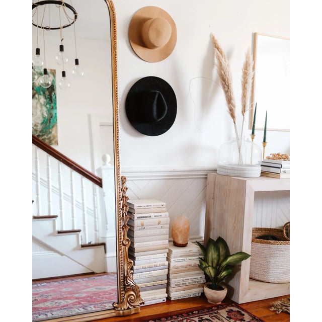 Take your design to a new level with the Modern Beach ColorPak from Booth & Williams. One linear foot of authentic modern...