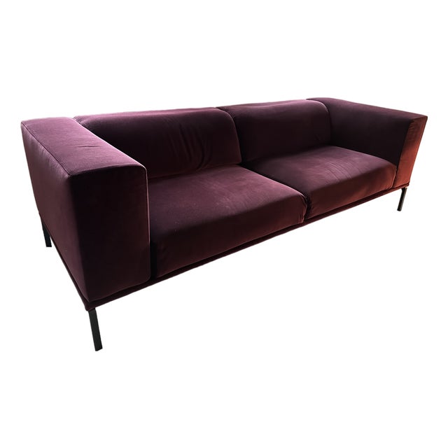Moov Sofa Attributed to Piero Lissoni for Cassina – Sleek Plum Ortigia Fabric - Chic Italian Modern, Contemporary, Minimalist Designer For Sale