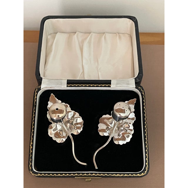 Antique Leaf Design Silver Plated Salt and Pepper Shakers in Satin Lined Case - 3 pcs For Sale - Image 10 of 12