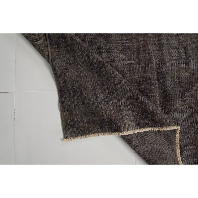 1950s Vintage Anatolian Grey Rug For Sale - Image 5 of 6