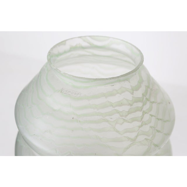Art Deco French Pendant Lamp with Green Glass Shade, 1940 For Sale - Image 6 of 10