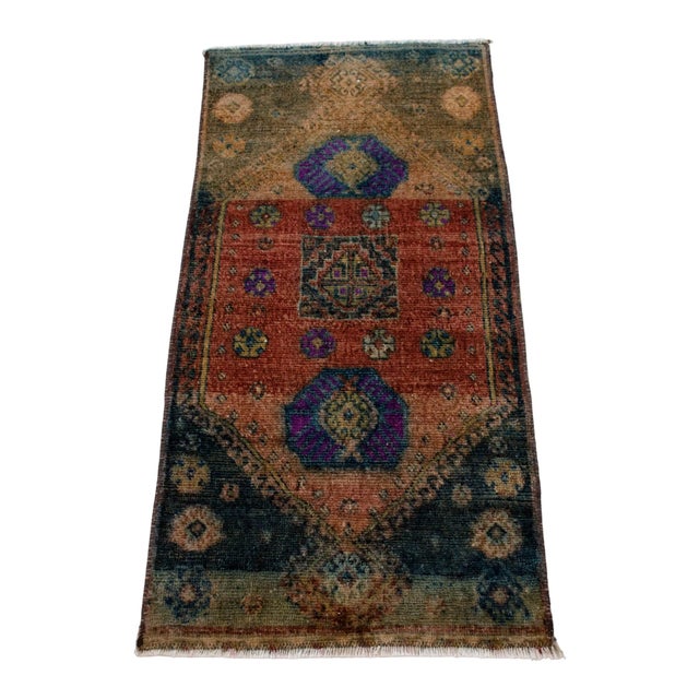 1970s Hand Knotted Mat Rug Distressed Low Pile Petite Rug - 21'' X 37'' For Sale - Image 5 of 13