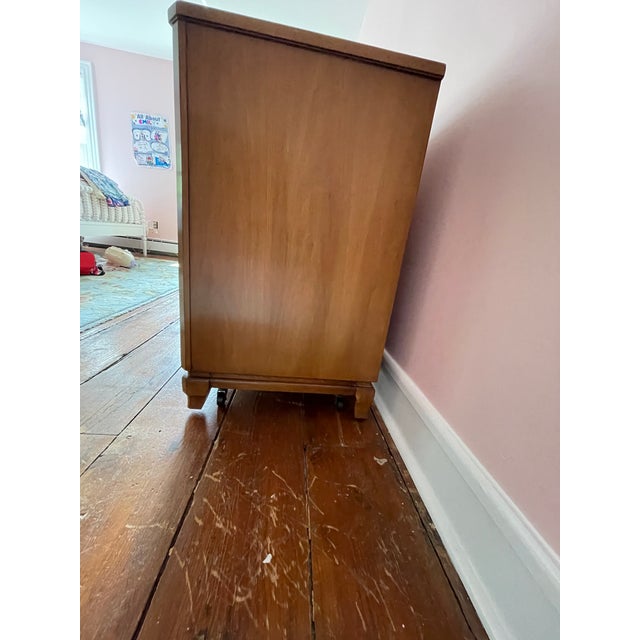 Vintage 1950s/60s R-Way French Provincial 4-Piece Bedroom Suite For Sale - Image 13 of 18