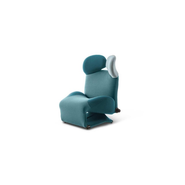 Contemporary Wink Armchair by Toshiyuki Kita for Cassina For Sale - Image 3 of 8