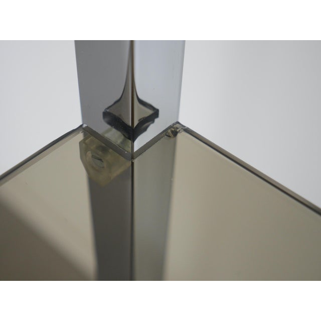 Chrome and Glass Freestanding Shelf in the style of Milo Baughman, Germany, 1970s For Sale - Image 18 of 18