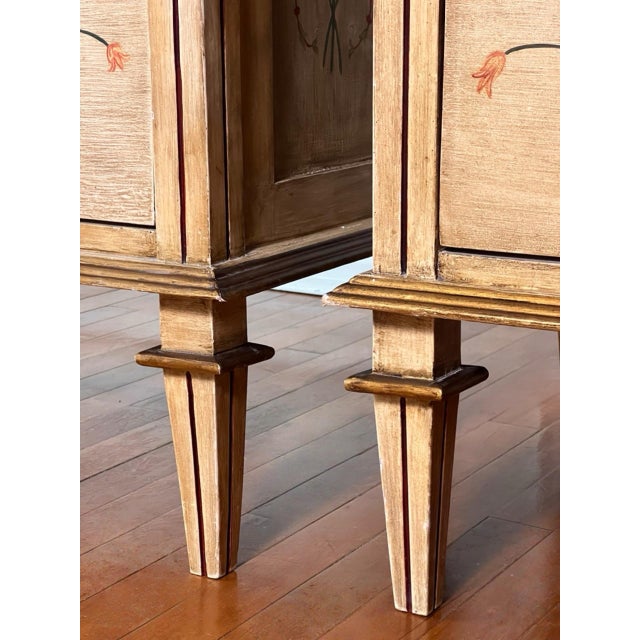 1920s Pair of Italian Neoclassical Style Paint Decorated Nightstands For Sale - Image 13 of 18