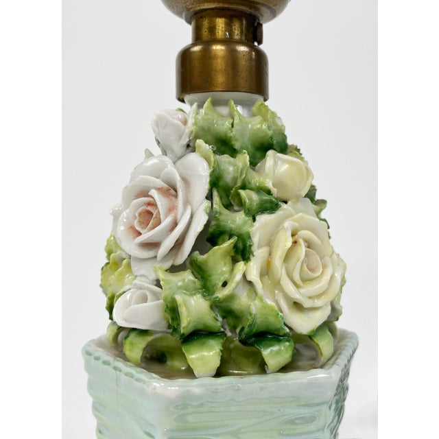 Vintage Capodimonte Style Floral Basket Motif Lamp For Sale In Kansas City - Image 6 of 8