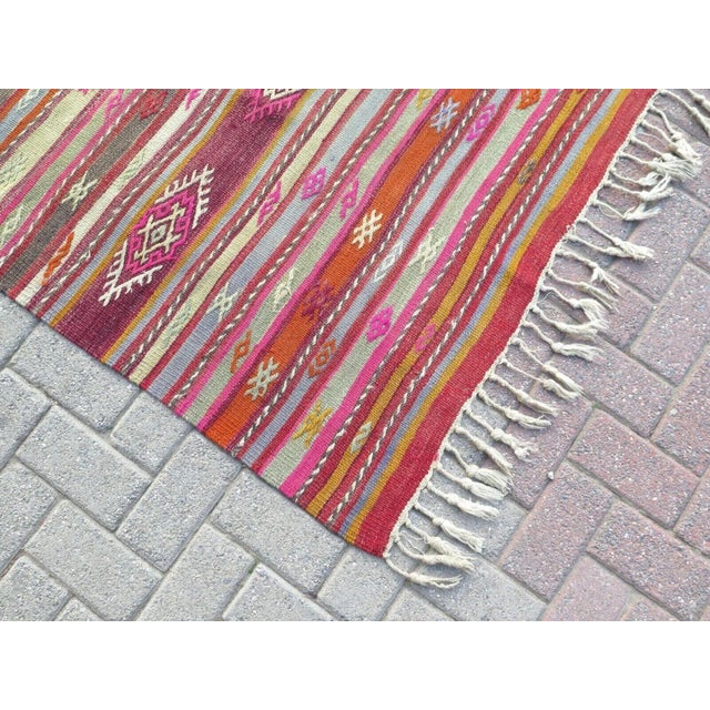 1960s Aztec Design Vintage Kilim Rug - 80"x124" For Sale - Image 11 of 13