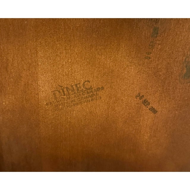 Traditional Queen Anne Style Oval Extension Dining Table For Sale - Image 9 of 12