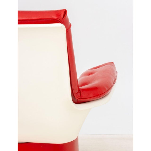 Morris Futorian "Space Age" Lounge Chairs, Pair For Sale - Image 12 of 12