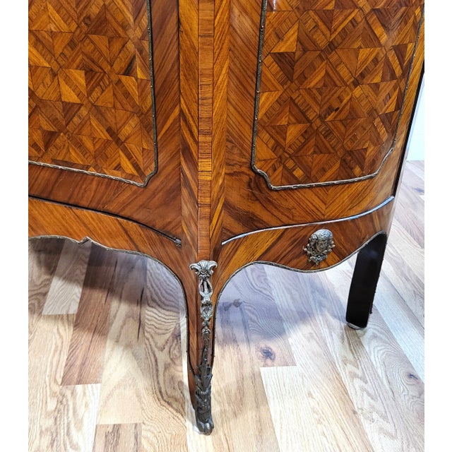 Vintage 20th C Louis XV French Style Bronze Mounted Curio Display Cabinet Vitrine For Sale - Image 11 of 12