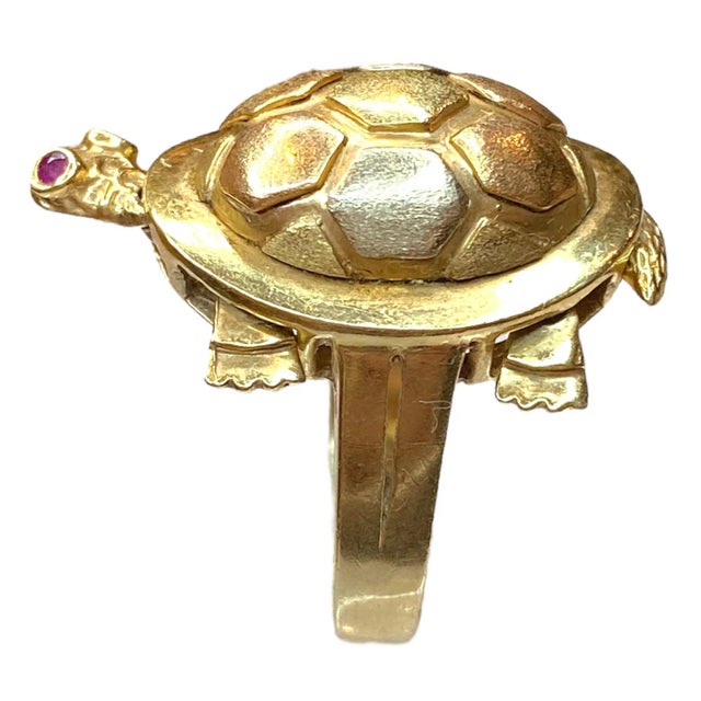 Late 20th Century Large 14k Articulating Turtle Ring With Ruby Eyes For Sale - Image 4 of 9