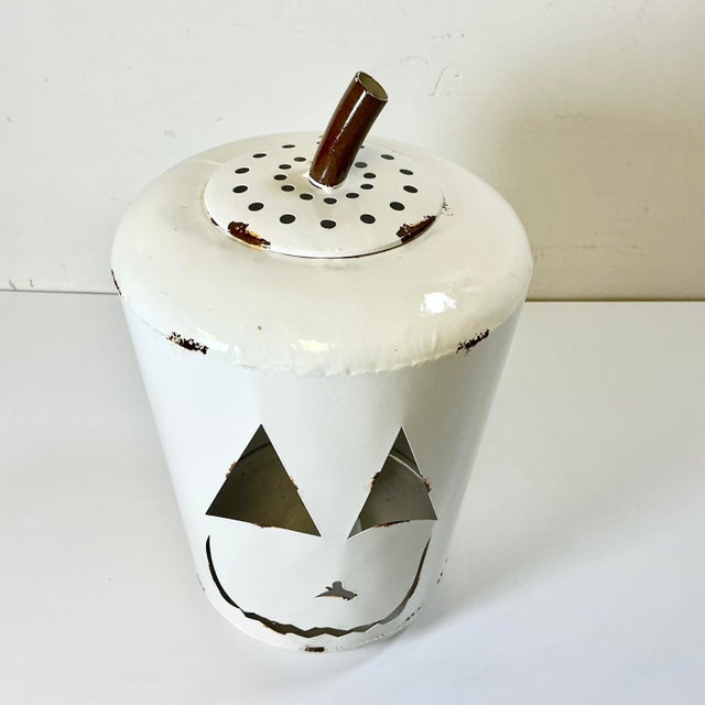 1980s Vintage Bogo Chic Farmhouse Americana Metal White Jack-O-Lantern Pumpkin Candleholder. For Sale - Image 5 of 11
