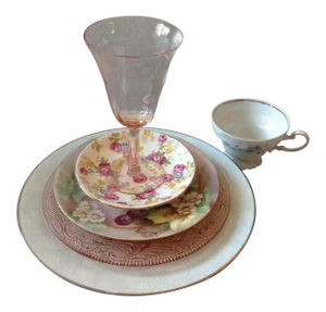Vintage Mismatched Table Setting - 6 Pieces