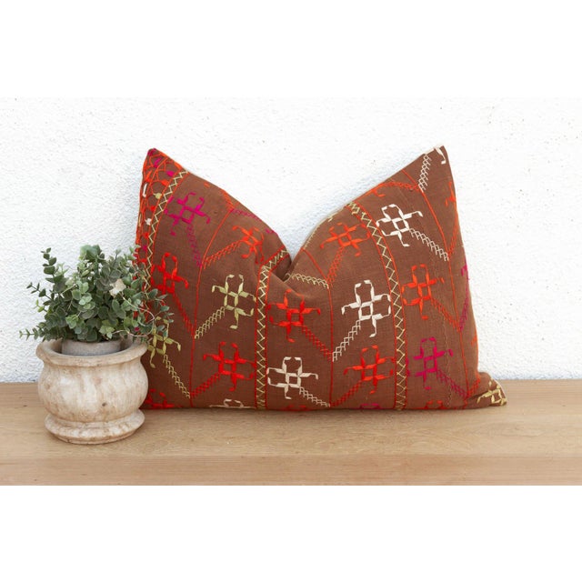 Textile Malwa Medallion, Antique Phulkari Lumbar Pillow Cover For Sale - Image 7 of 7