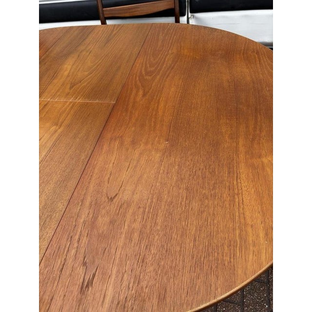 Mid-Century Modern Circular Extendable Oval Dining Table and Dining Chairs, Set of 5 For Sale - Image 11 of 14