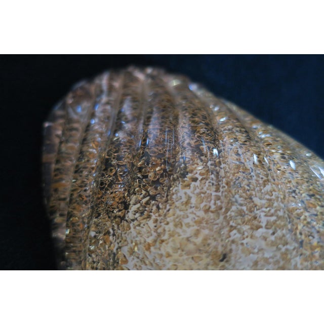 Mid-Century Gold Flecked Murano Glass Conch Wall Light, Italy, 1960s For Sale - Image 6 of 10
