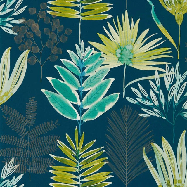Harlequin Yasuni Wallpaper in Emerald/Zest - a Sample For Sale